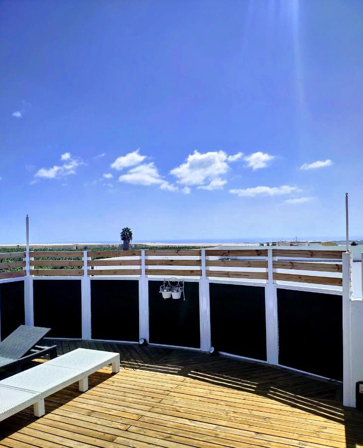 Guaza Hostel Neon Tenerife מראה חיצוני תמונה