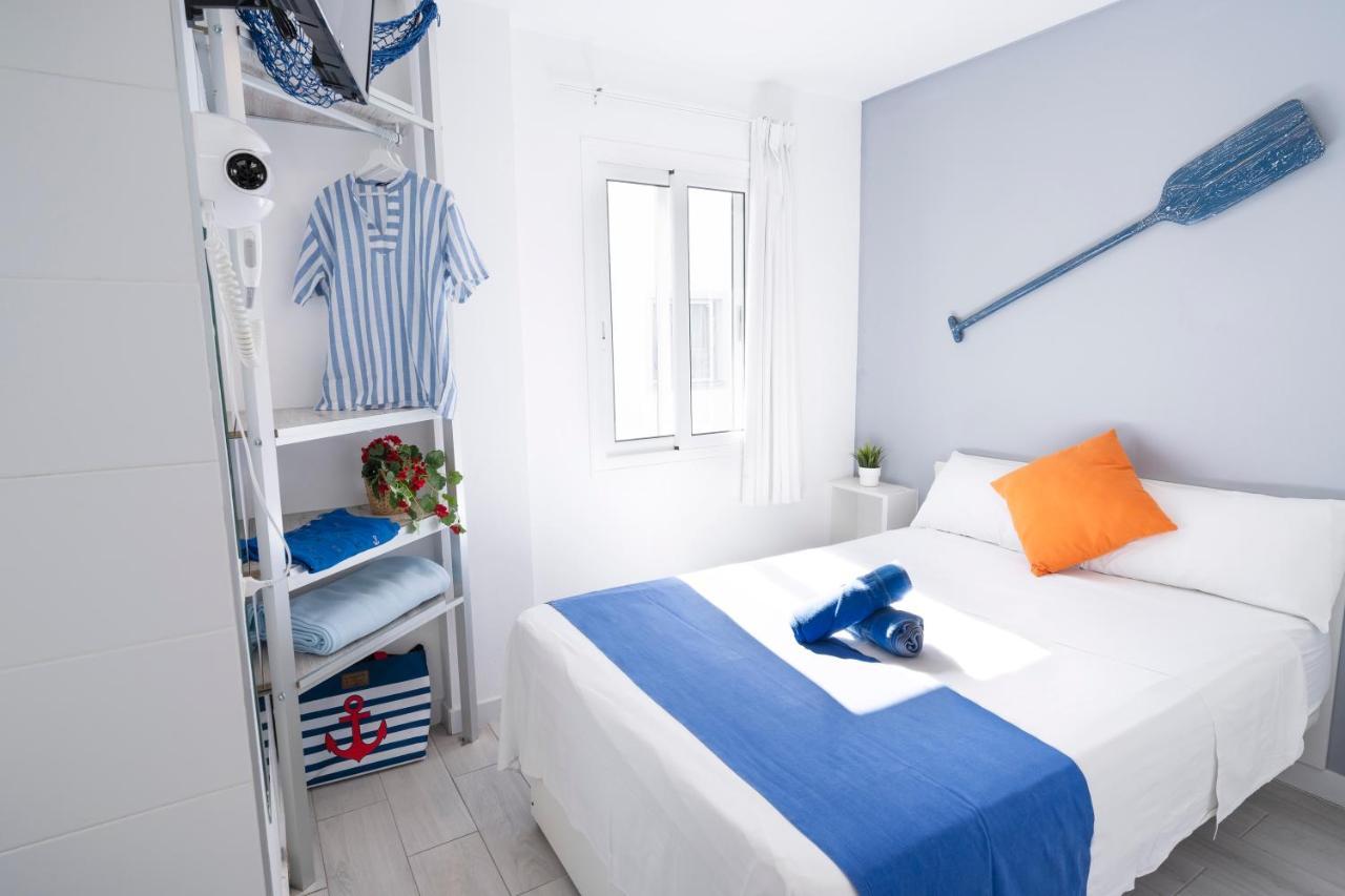 Guaza Hostel Neon Tenerife מראה חיצוני תמונה
